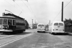 0083 bus img784 no date broadway victoria looking west