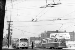 0400-435-bus-img469-no-date-kingsway-broadway