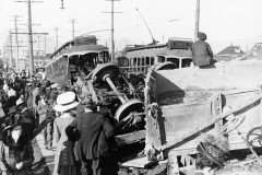 0130-img085-10oct1909-grandview-car-accident