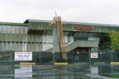 img735-1991jun-surrey-place-mall