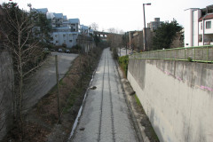   - 04 April 2009