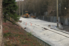   - 04 April 2009