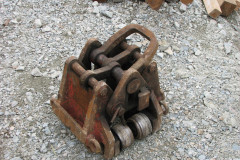   - 10 April 2009