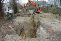   - 10 April 2009