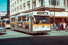 03_010_0098
